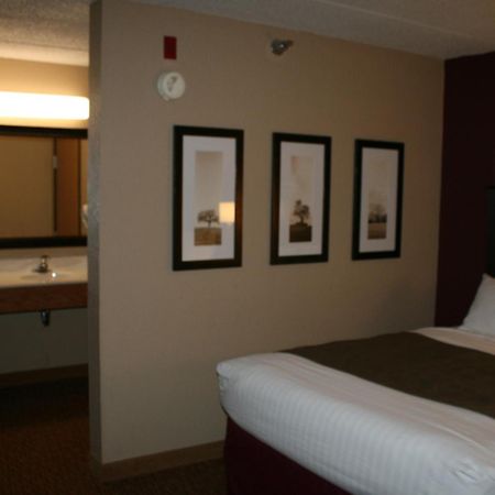 Americinn By Wyndham Osceola Eksteriør billede