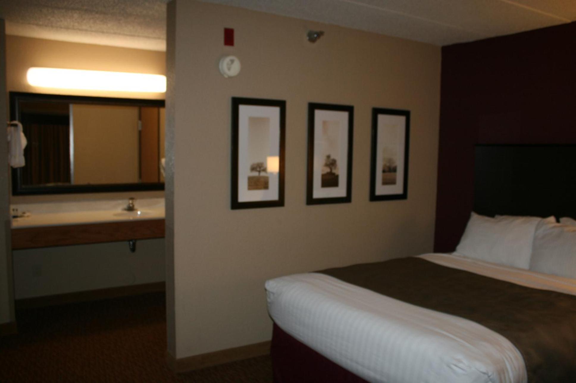 Americinn By Wyndham Osceola Eksteriør billede